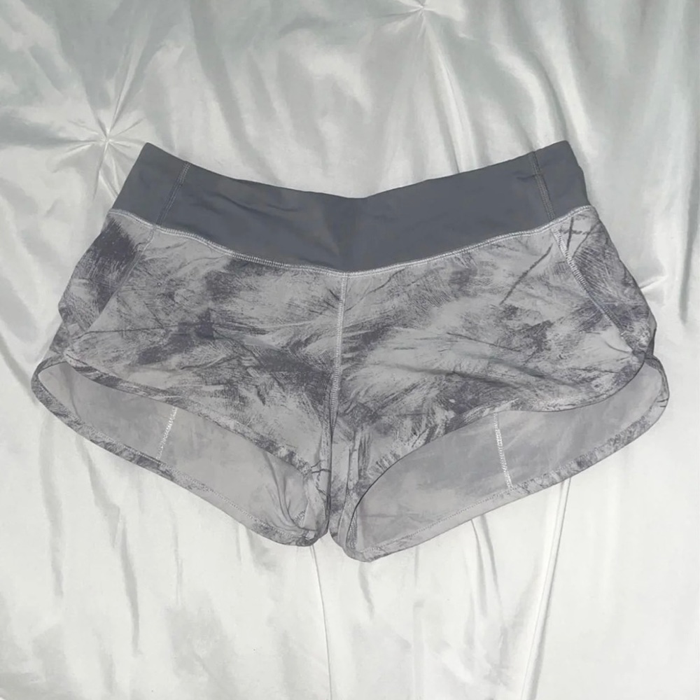 Lululemon speed up shorts size 6
